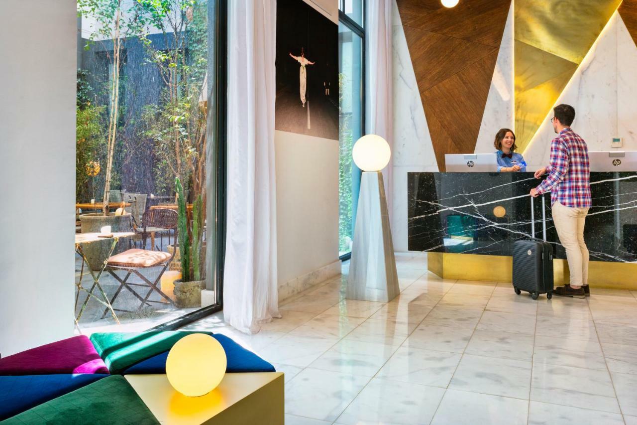 One Shot Fortuny 07 4* Madrid